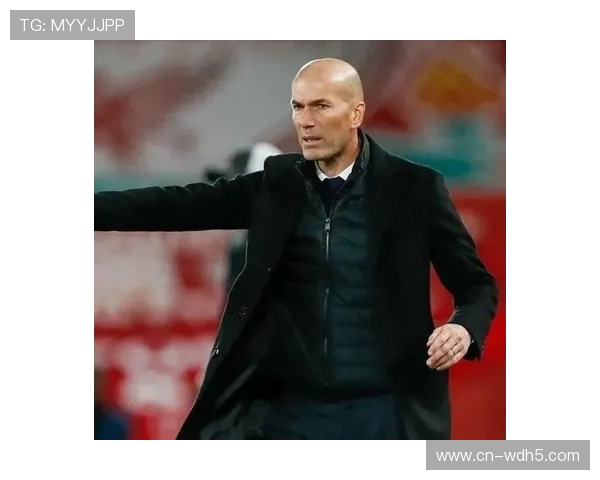 著名记者罗马诺称齐达内曾拒绝曼联执教邀请，一心等待执教法国队机会